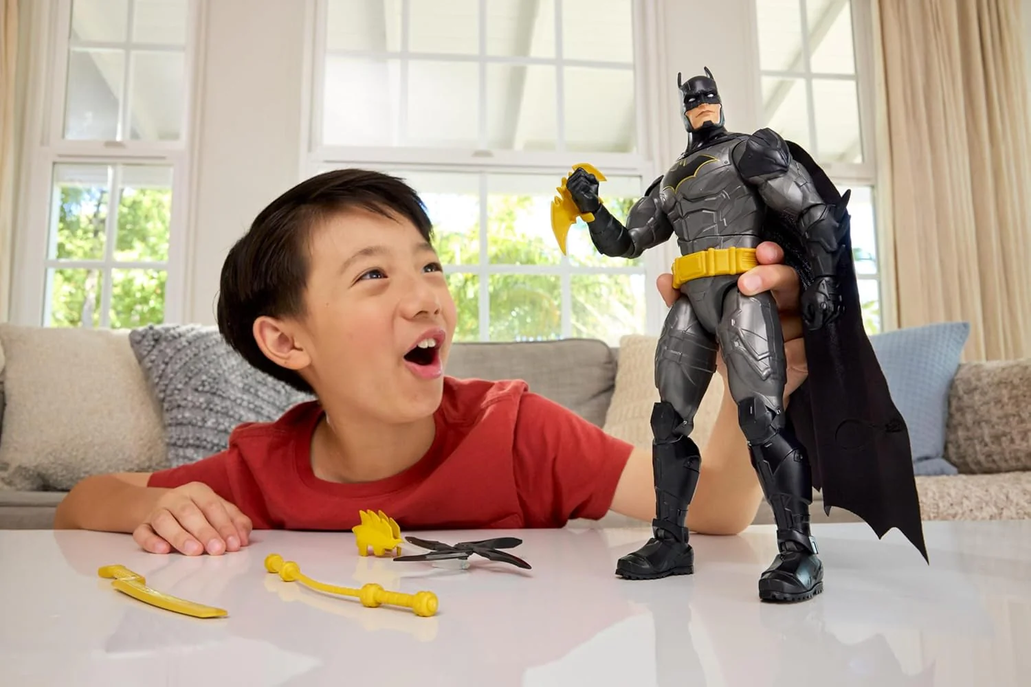 Mattel DC 12-Inch Crime Crusher Batman Action Figure, 25 Plus Phrases & Sounds, 16 Points of Articulation, 4 Weapons, JMD53 - Image 4