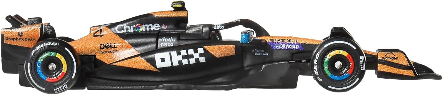 Hot Wheels Premium Formula 1 Toy Car 2-Pack, Set of 2 1:64 Scale Die-Cast McLaren Formula 1 Racecars Featuring #81 Oscar Piastri & #4 Lando Norris, JMM91 - Image 6