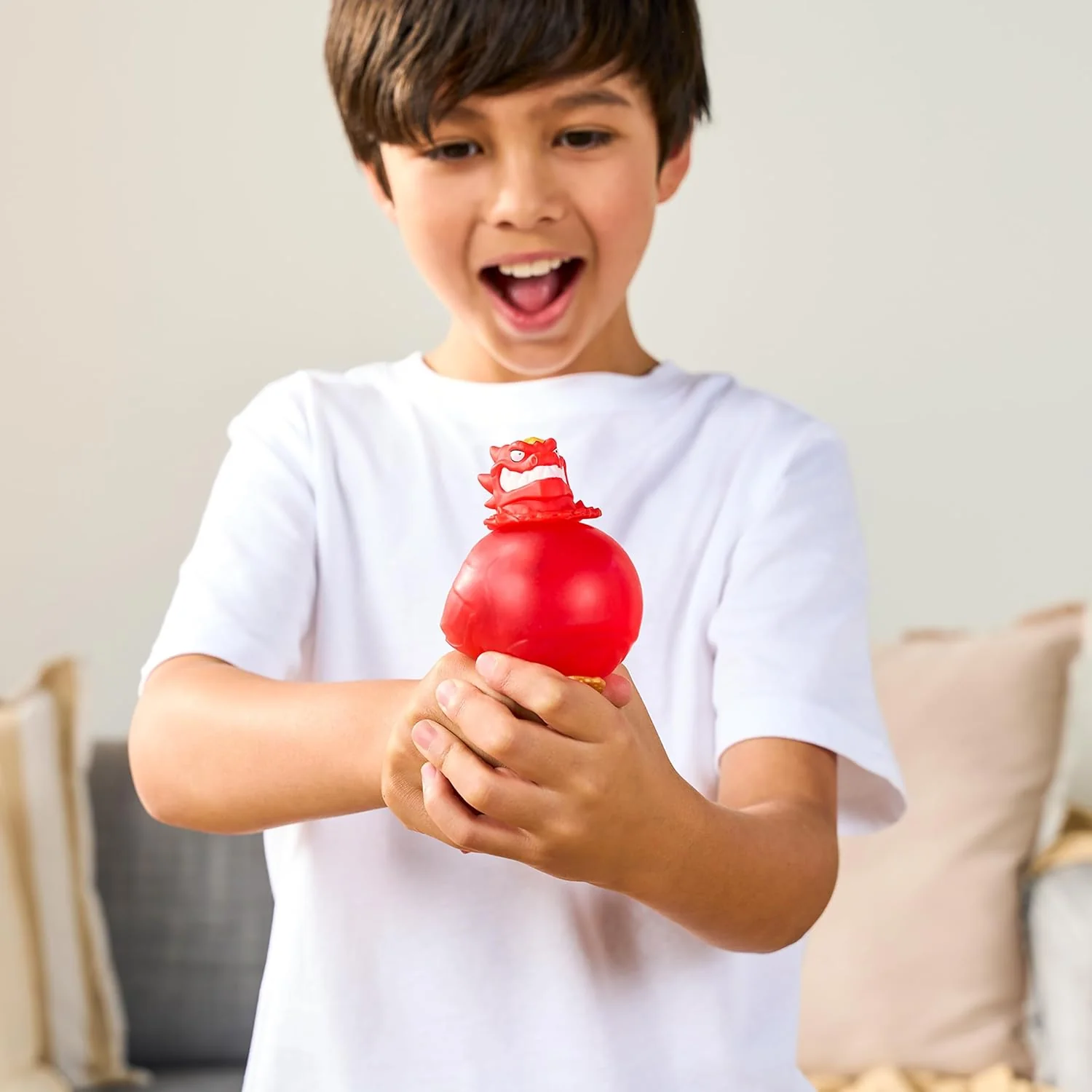 Goo Jitzu, Blazagon, Stretchy Collectible Action Figure, With Unique Goo Filling & Weapon, Tactile Sensory Toy That Stretches Up To 3x Its Size - Image 5