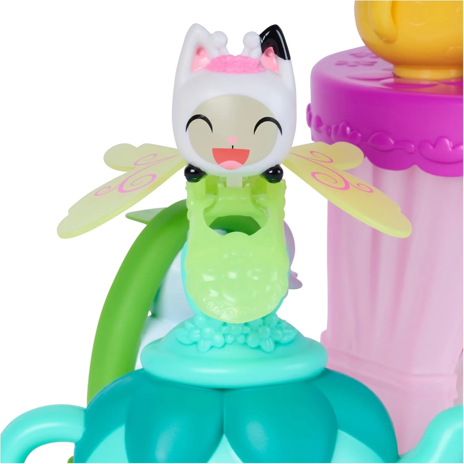 DreamWorks Gabby's Dollhouse Fairylandia Flutter-riffic Tea Party Playset, 14-Piece Set with 5 Areas of Flutter Fairy Fun, Pretend Play Toys for Kids with Doll House Accessories for Ages 3+ - Image 4