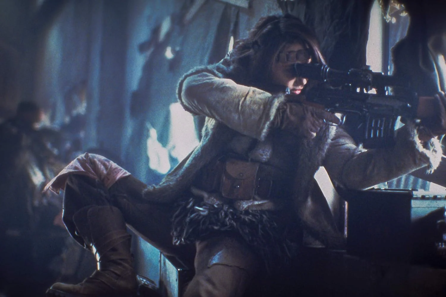 FUKASAKU, KINJI / FUKASAKU, KENTA - BATTLE ROYALE 2 - REVENGE CUT - Image 2