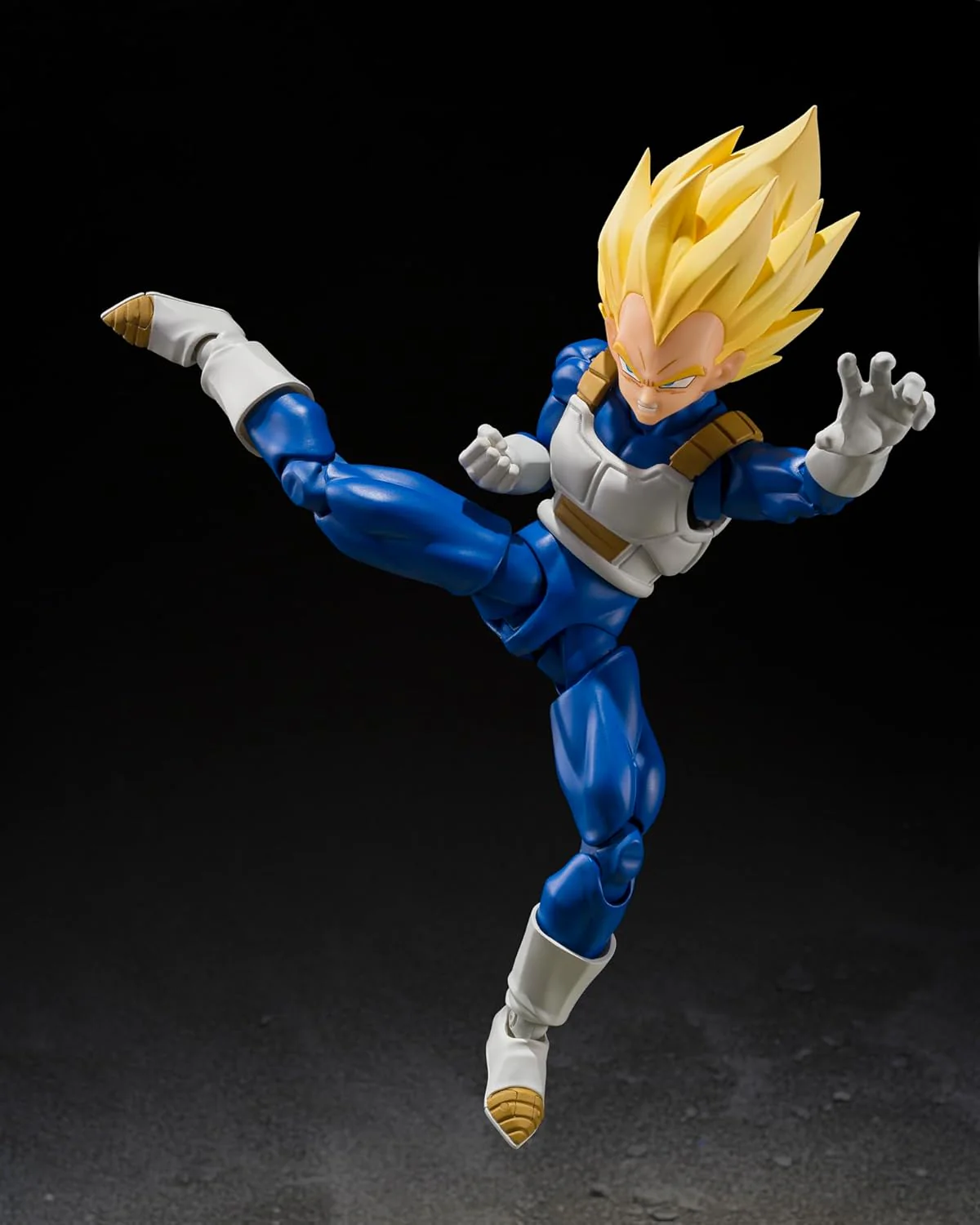 TAMASHII NATIONS Dragon Ball Z – Figurine Super Saiyan Vegeta (Dangerous Pride) S.H.Figuarts - Image 4
