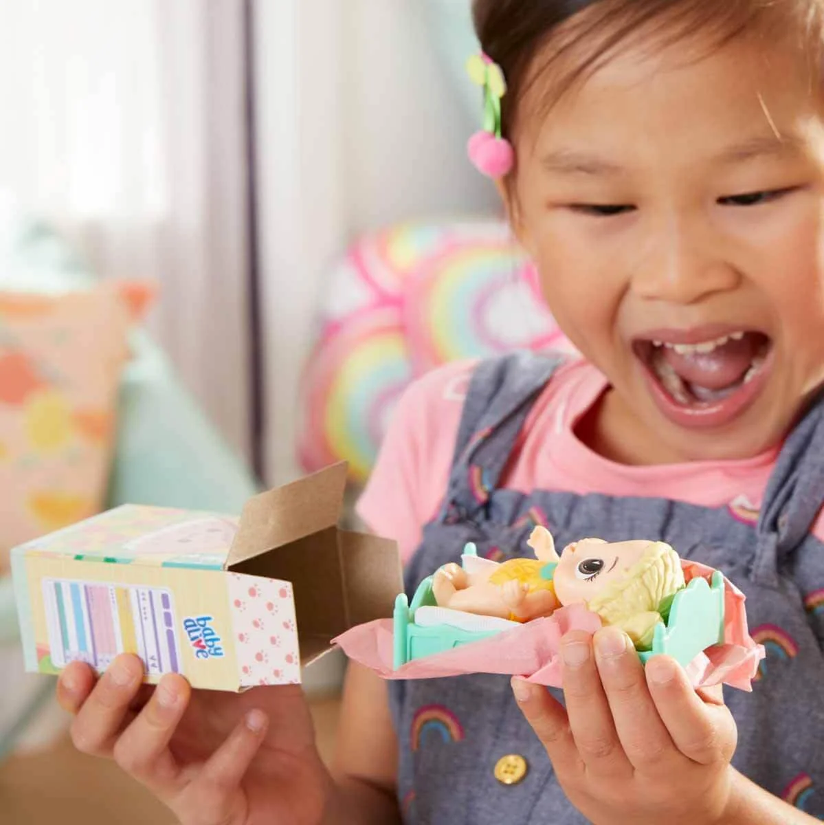 Baby Alive Foodie Cuties, Surprise Toy, 3-Inch Doll for Kids 3 and Up, 10 Surprises in Lunchbox-Style Case (Styles May Vary - Image 6