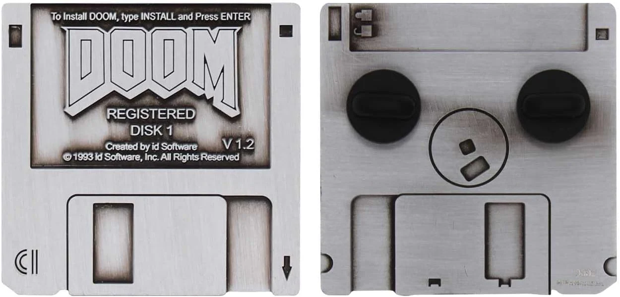 DOOM Floppy Disk Limited Edition Pin Badge, 45 x 45mm, Metall Gummi - Image 7