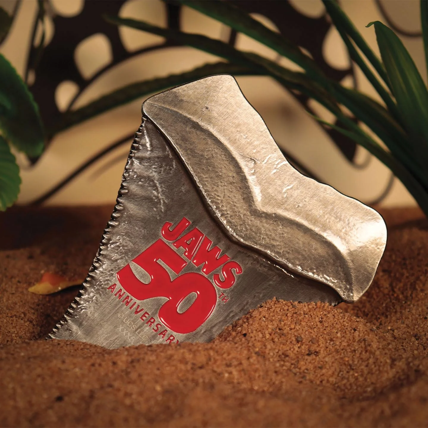 FaNaTtik Jaws 50th Anniversary Shark Tooth Metal Medallion - Limited Edition Collectible with Art Card (Limited to 1.975 worldwide - Image 8