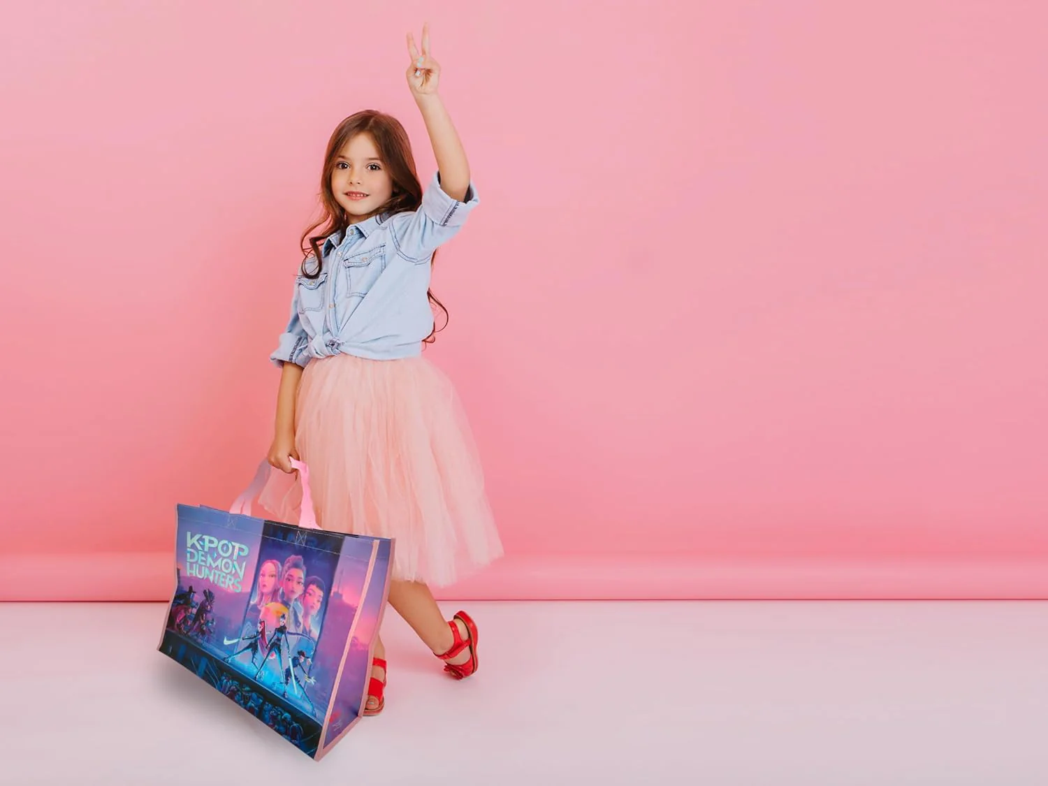 CYP Brands - K-Pop Demon Hunters Shopping Bag, Multicoloured, Saja Boys, Derpy, Reusable Bag, Tote Bag Resistant, Official Product - Image 2