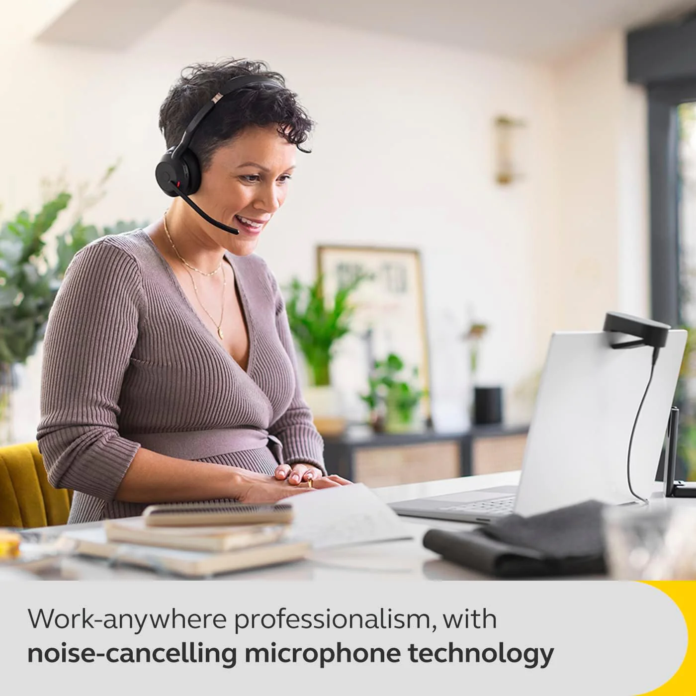 Jabra Evolve2 55 Micro-casque sans fil stéréo avec technologie Jabra Air Comfort, micros à réduction de bruit et ANC. Certifié MS Teams, fonctionne avec toutes les plateformes - Noir - Image 5