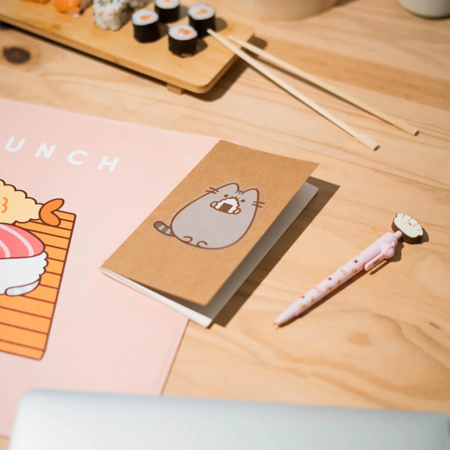Grupo Erik Set 2 Stickers Pusheen Sushi Roll - Adesivi in Vinile Sagomati Kawaii per Laptop, Borraccia e Cellulare | Decorazioni Resistenti - Image 5