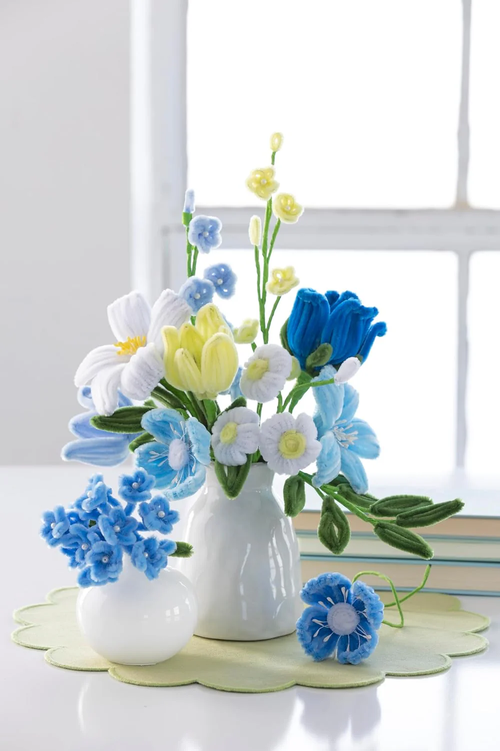 Bendable Blooms Chenille Stem Flower-Making Kit Botanical Blues: Everything You Need to Make a Beautiful Floral Bouquet: Over 140 Chenille Stems with ... Grosgrain Ribbon, and an Instruction Leaflet - Image 7